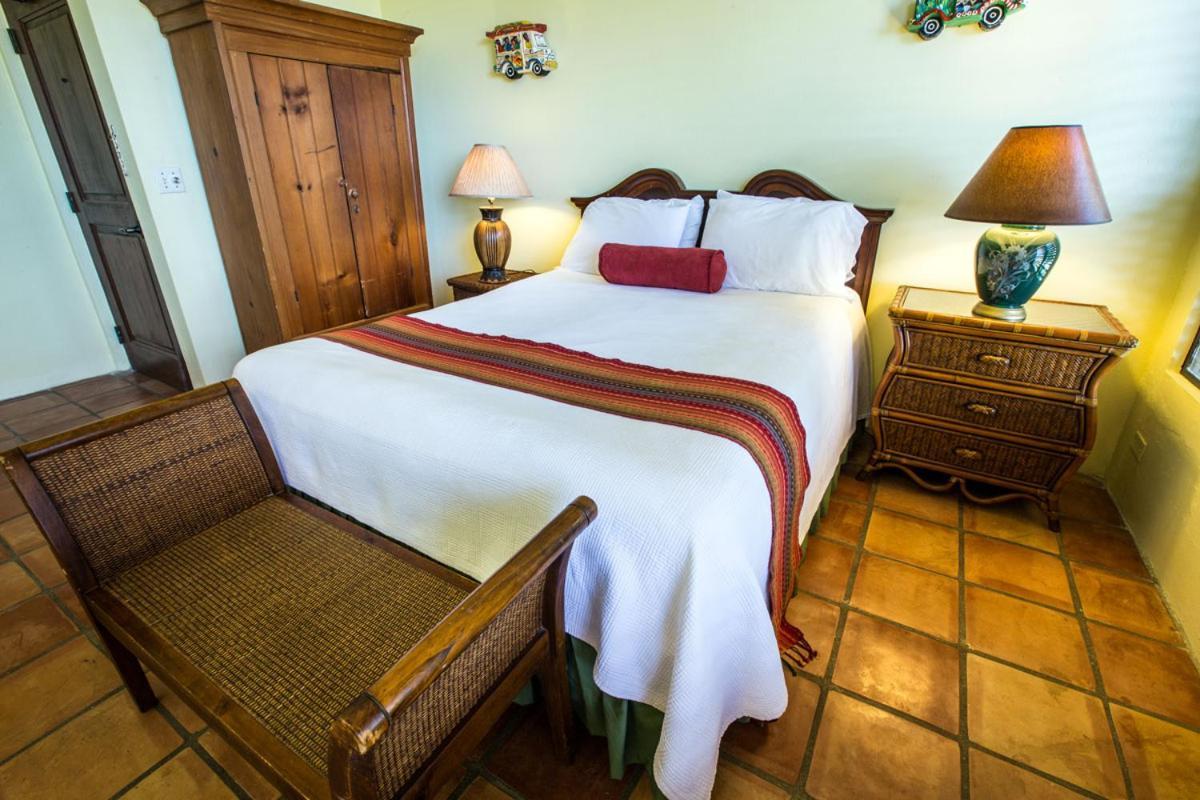 Отель Hacienda Tamarindo Вьекес Экстерьер фото